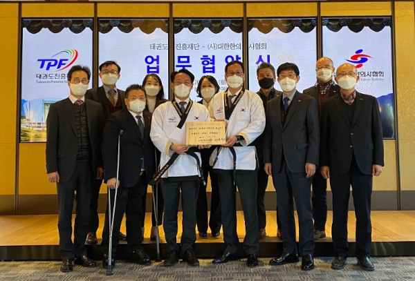 기념촬영 - 복사본.jpg