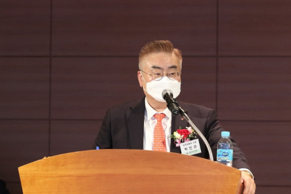 총회 의장님 사진 - 복사본.jpg